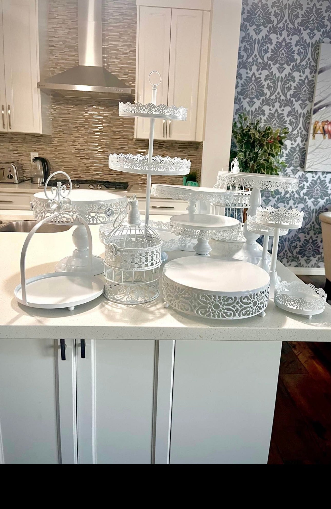 Desserts & Cake stands for Rent