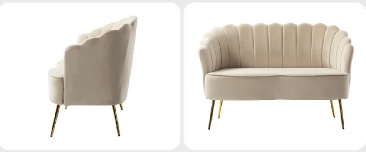 Love seat for Rent
